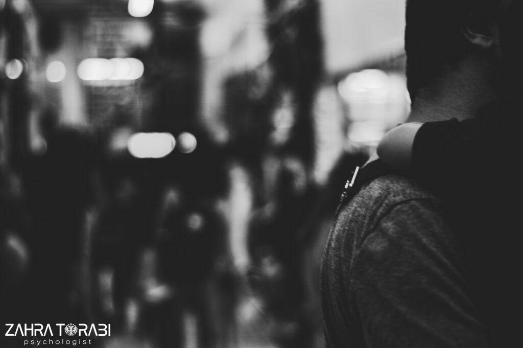 روانشناسی تاریک چیست؟ آشنایی با تکنیک ها و نحوه اجتناب از آنها 2 کاربردهای روانشناسی تاریک